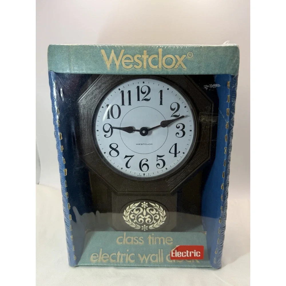 Vintage 1970s Westclox Class Time Brown Case Electric Wall Clock #26261 USA